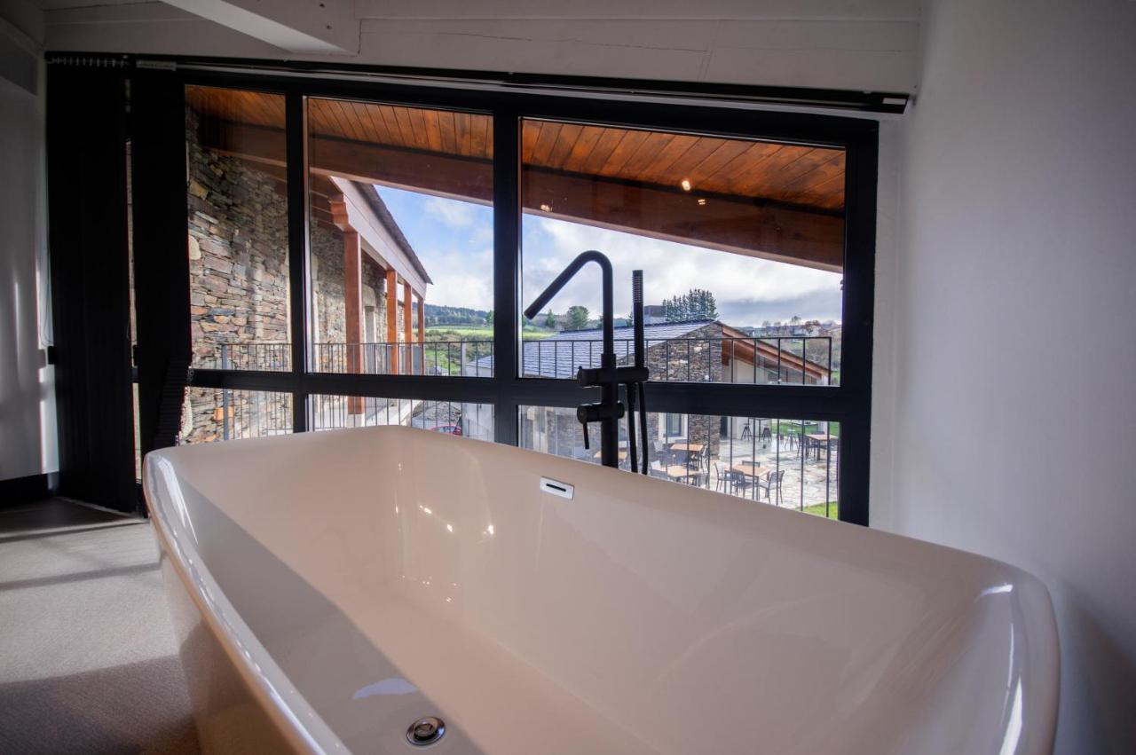 Hotel Rural O Cruce Do Burgo Friol Zewnętrze zdjęcie
